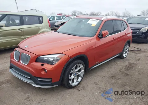 2015 BMW X1 xDrive28I z USA, uszkodzony, nr VIN WBAVL1C51FVY32983